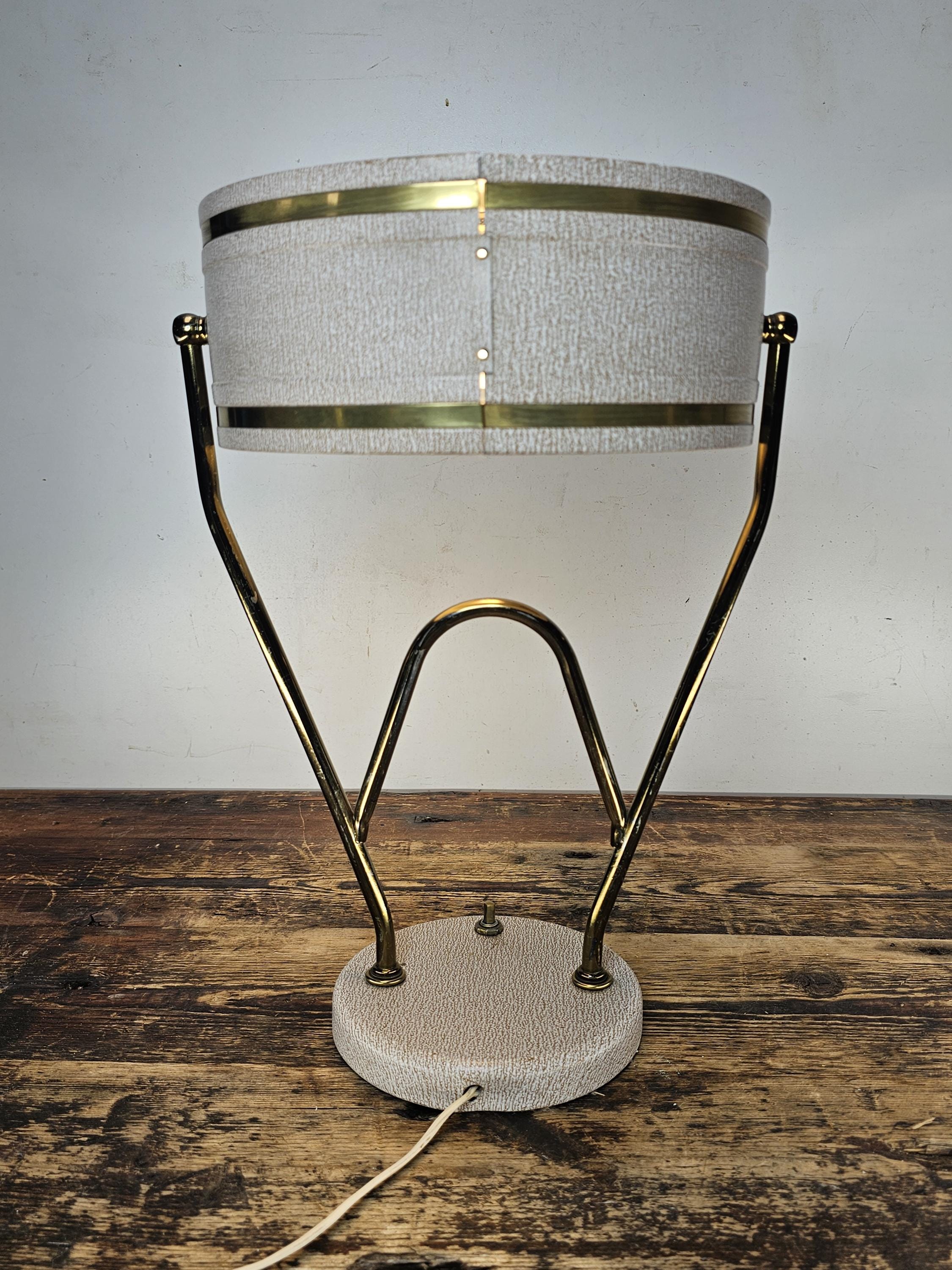 Art Deco Articulating Desk Lamp (circa 1939 NYWF Style)
