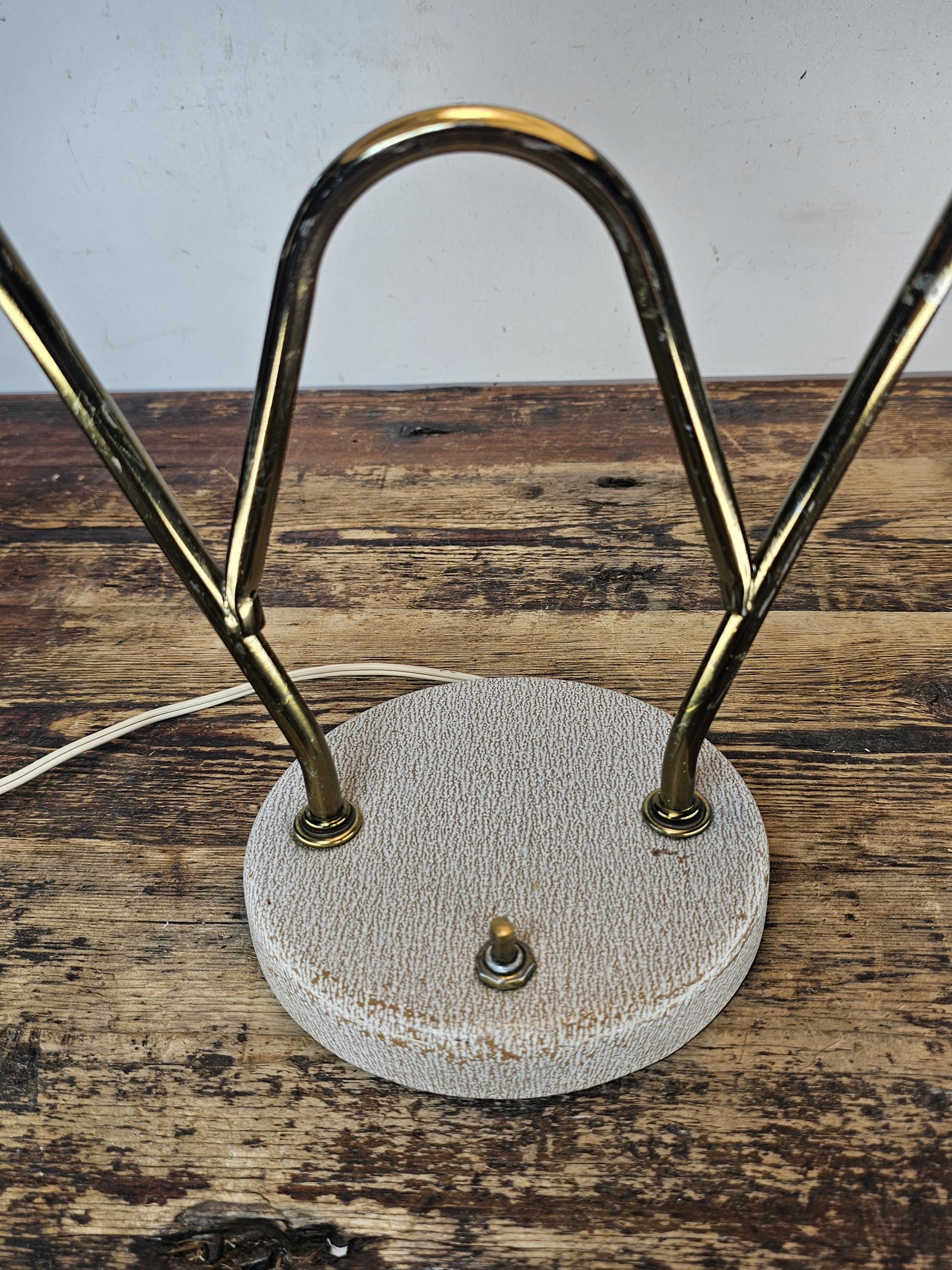 Art Deco Articulating Desk Lamp (circa 1939 NYWF Style)