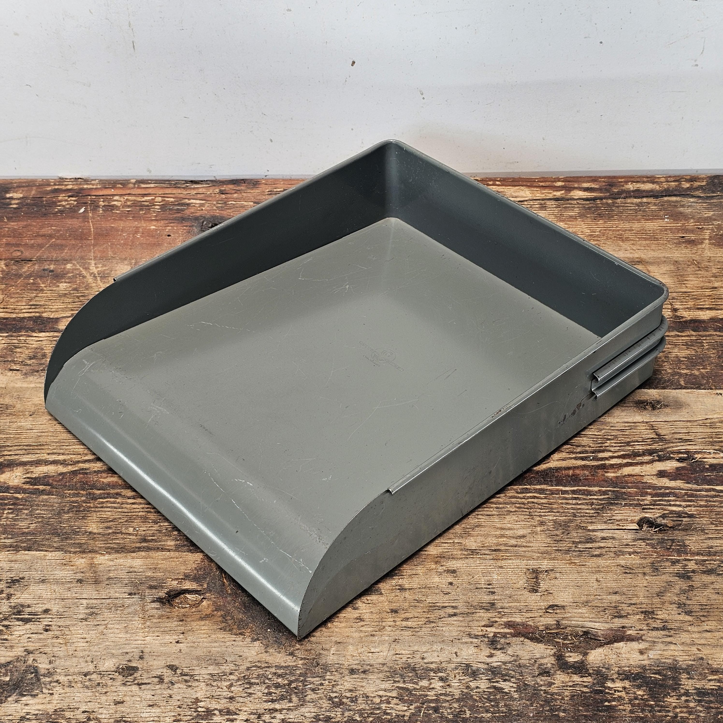 Vintage Globe-Wernicke Metal Paper Tray File Organizer