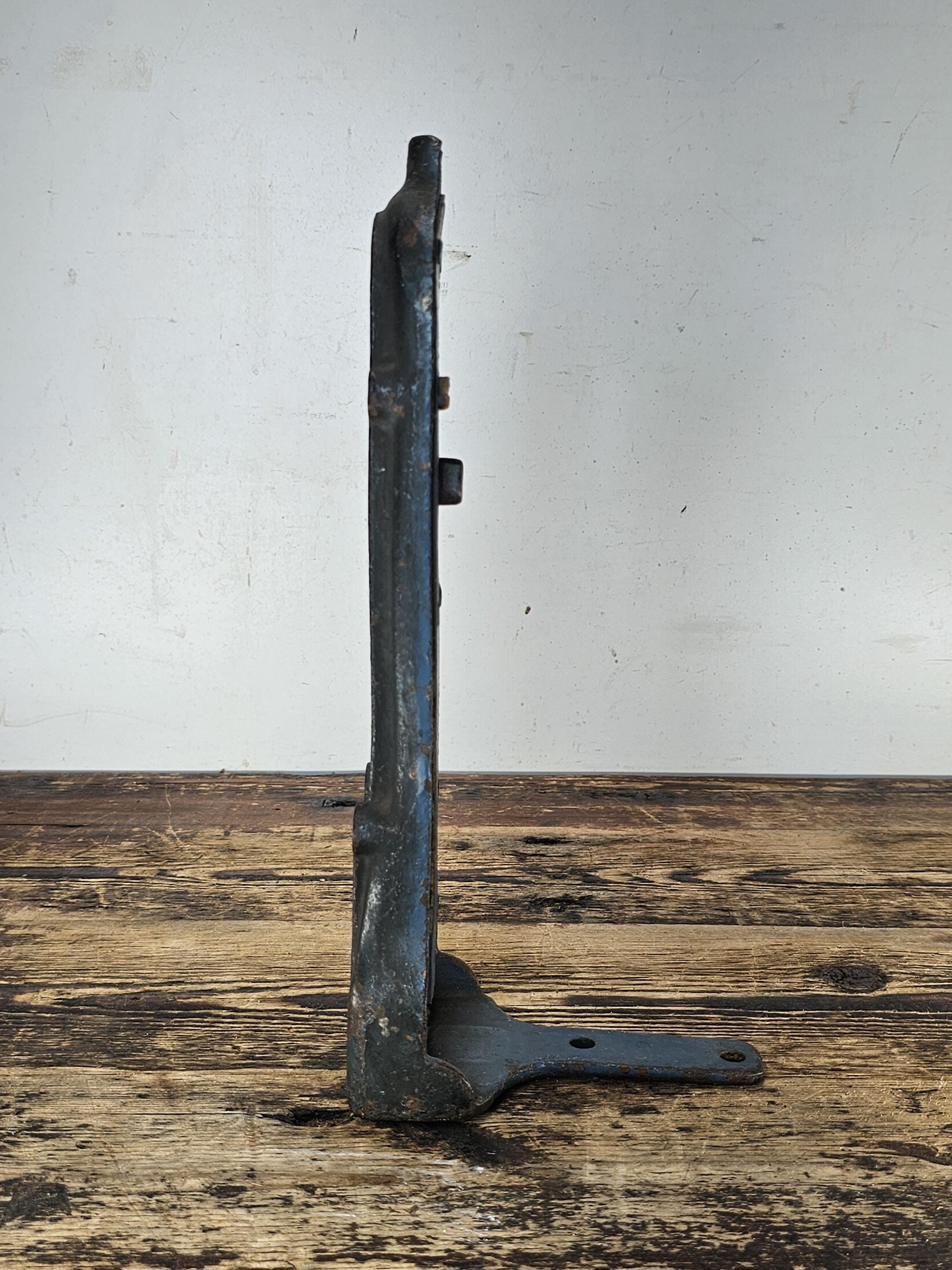 Historic Rail Transport Collectible - Genuine Hale & Kilburn Seat Bracket