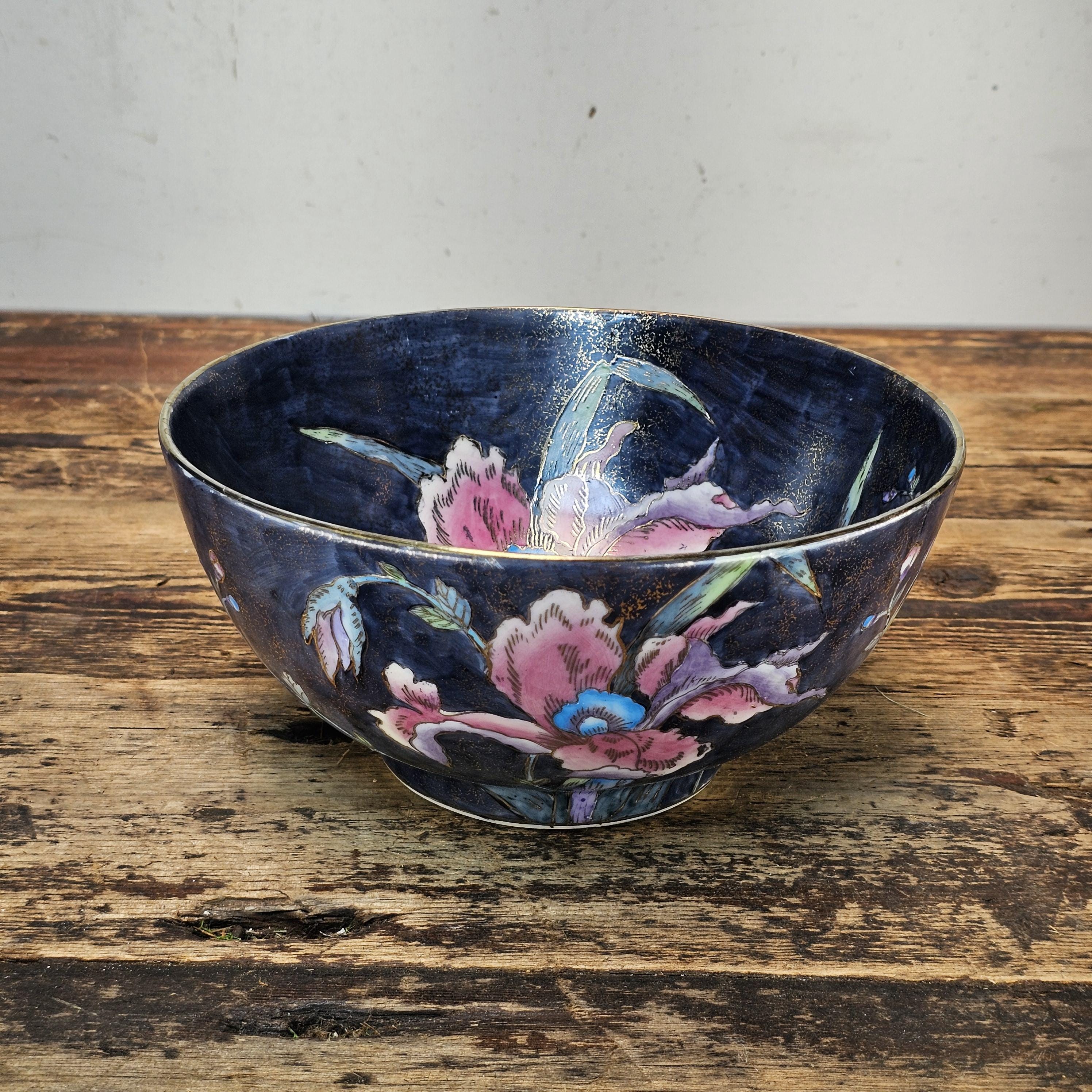 Vintage Chinese Export Ware Porcelain Bowl with Hand-Painted Iris & Gold Leaf