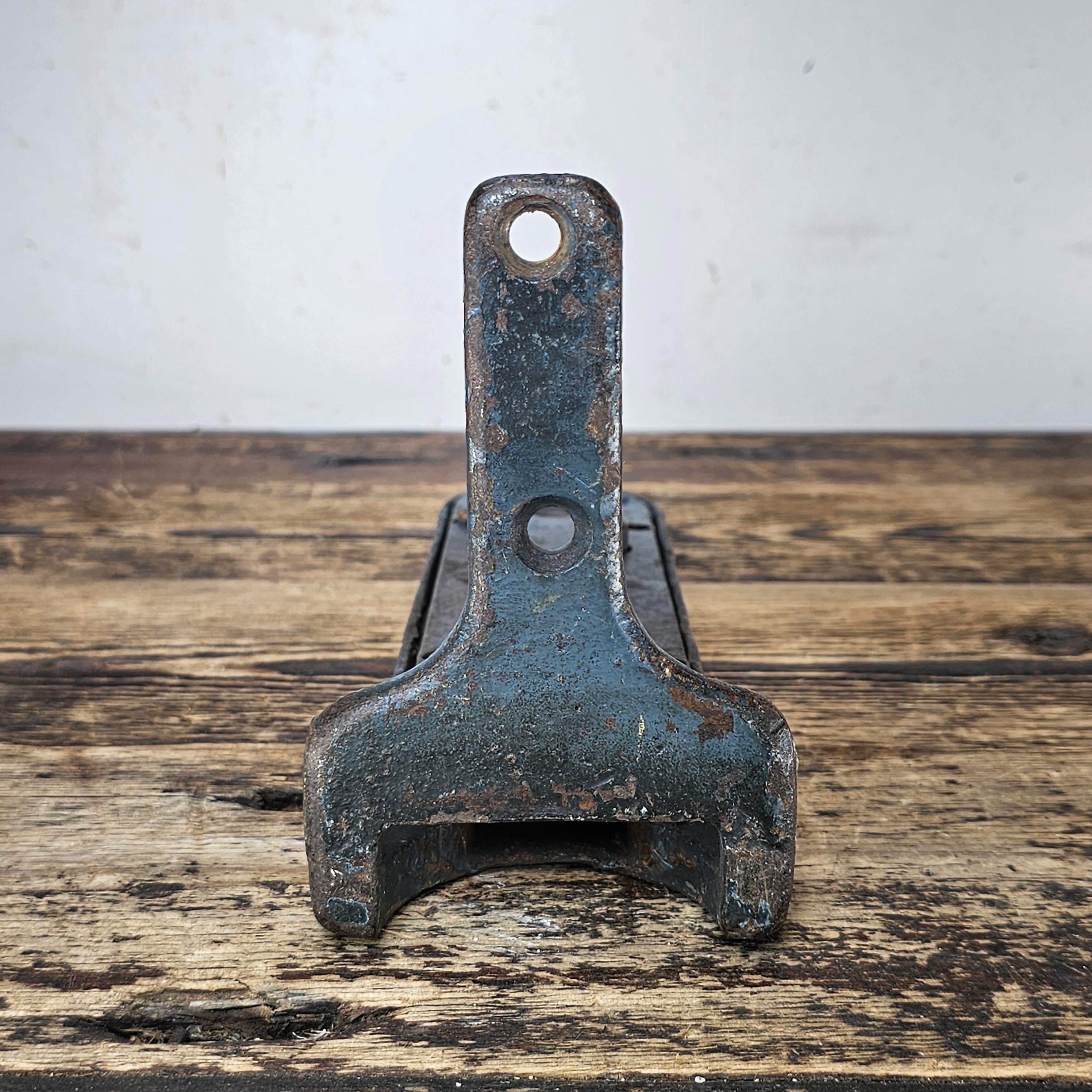 Historic Rail Transport Collectible - Genuine Hale & Kilburn Seat Bracket