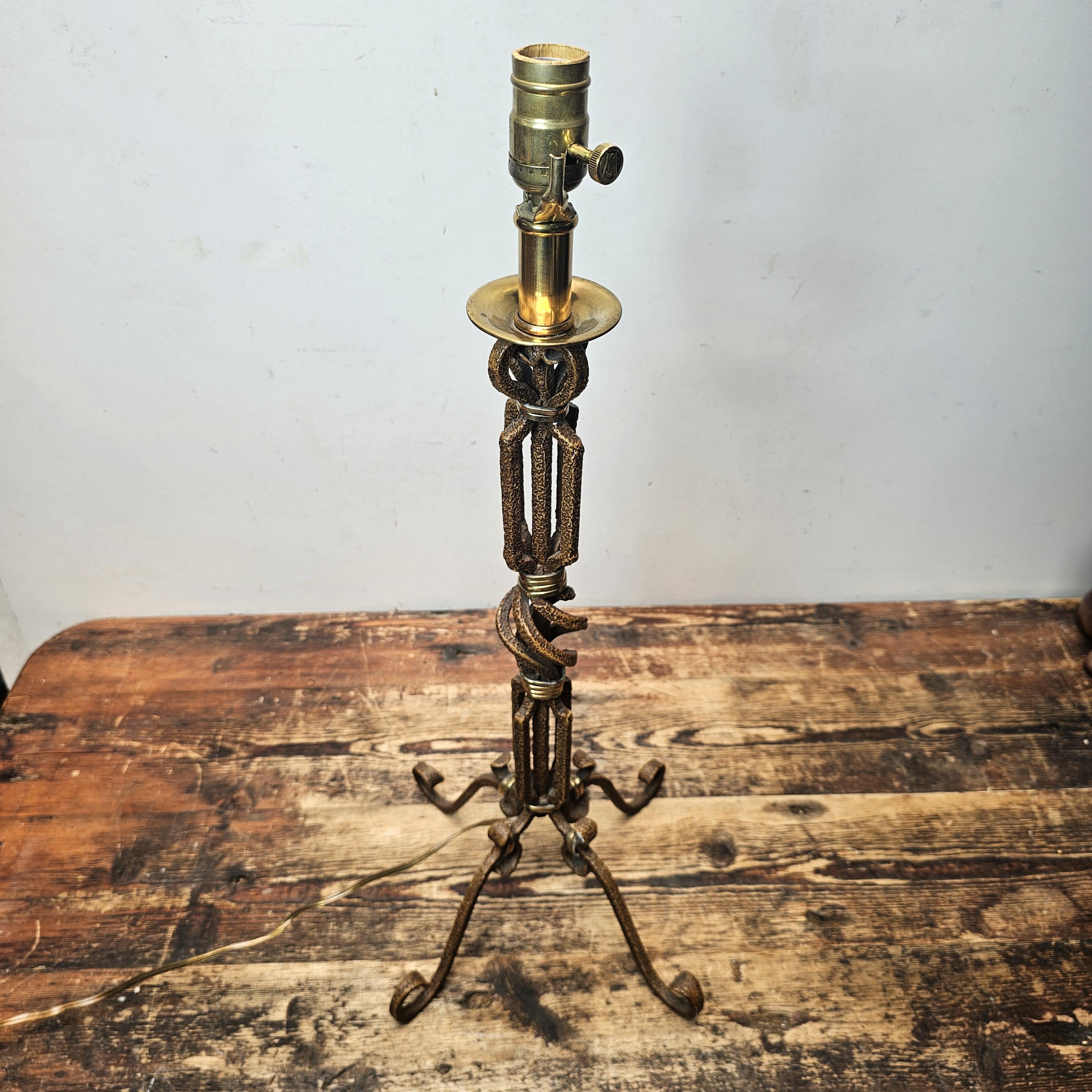 Antique-Style Metal Table Lamp 24.5"H