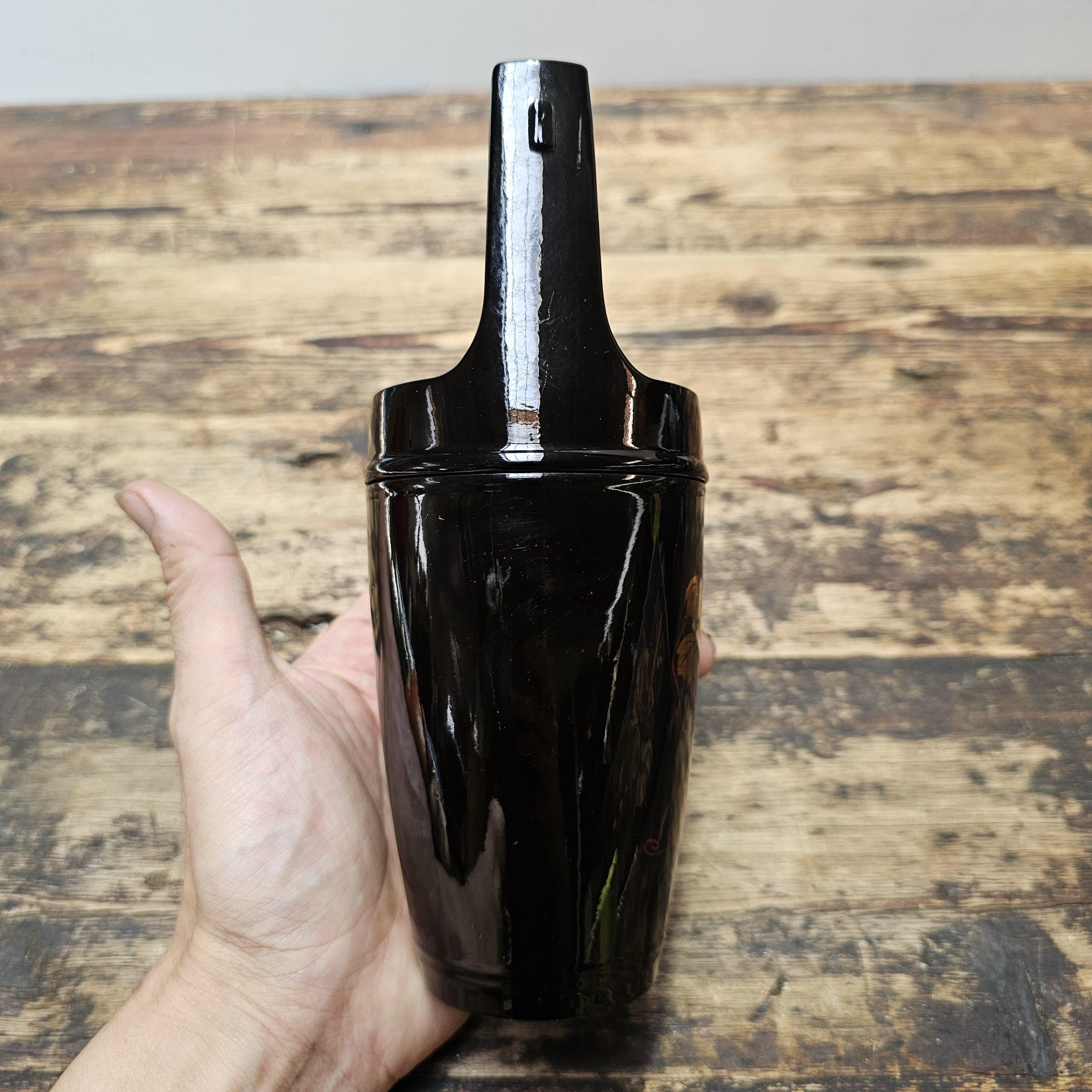 Vintage Yakumo-nuri Lacquerware Ikebana Vase | "Floating" Grape Leaves 8"H