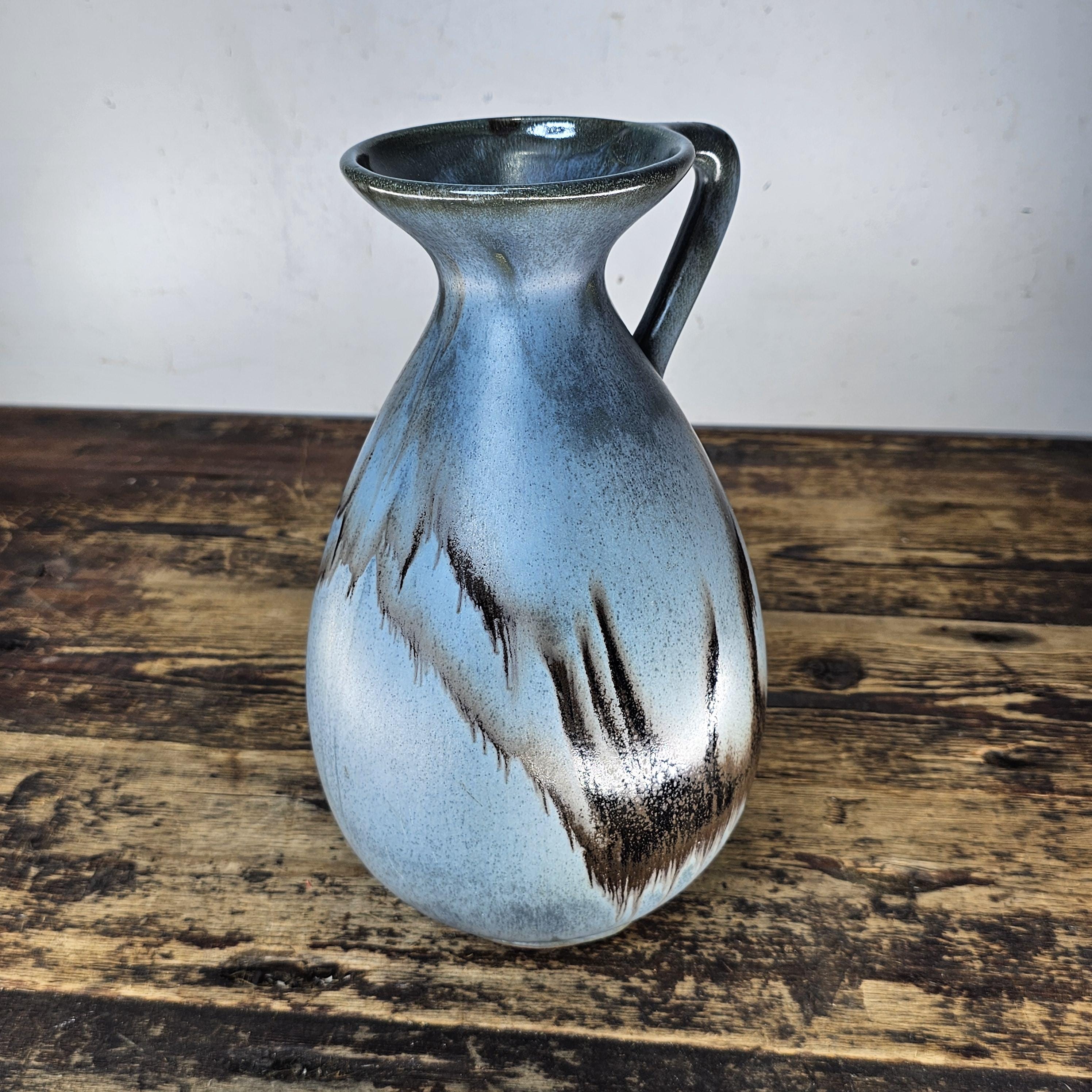 Vintage Blue Mountain Pottery Pitcher / Vase Mid-Century Canadian Art Pottery