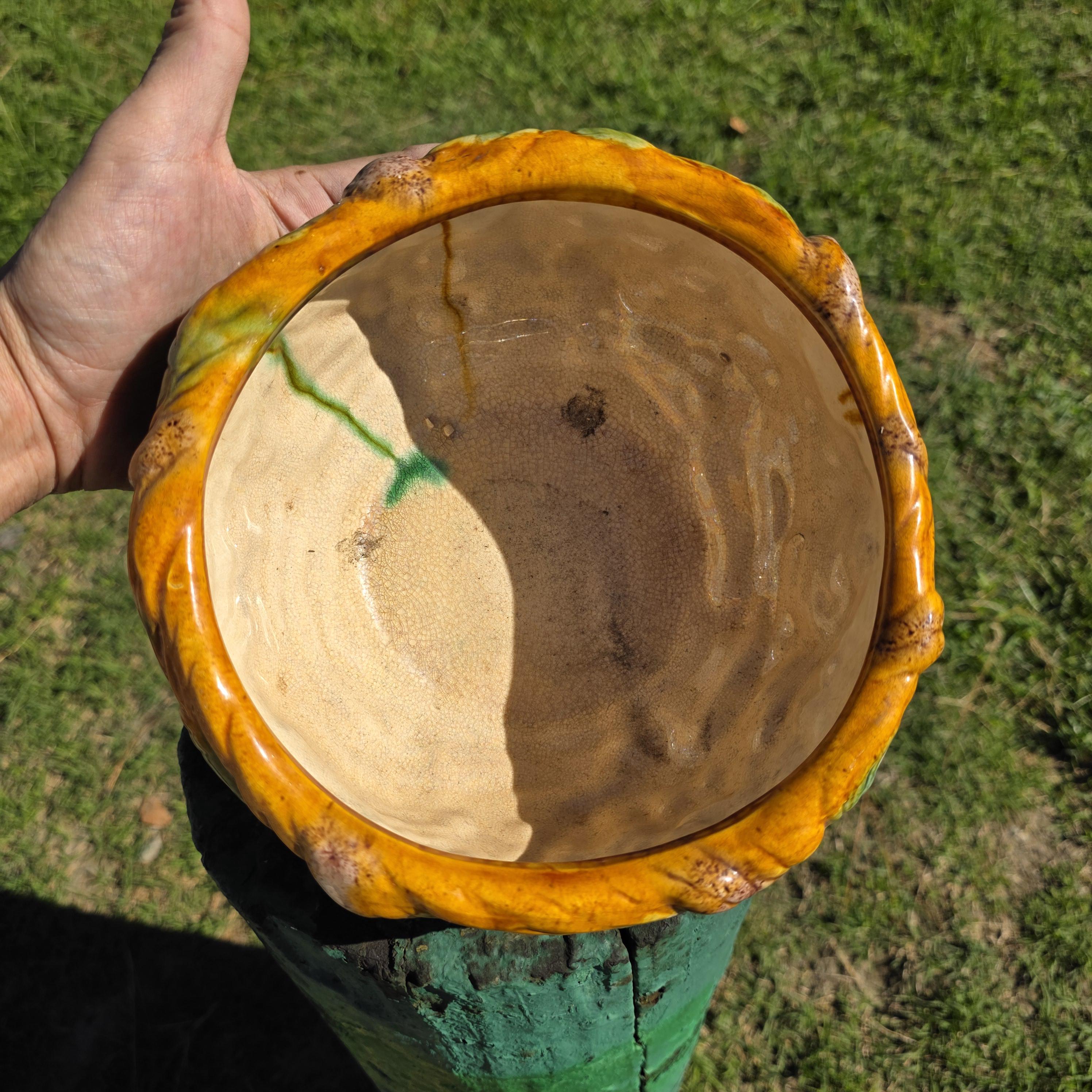Vintage Majolica-Style Ceramic Planter with Grapevine Relief 8"Dia x 4"H