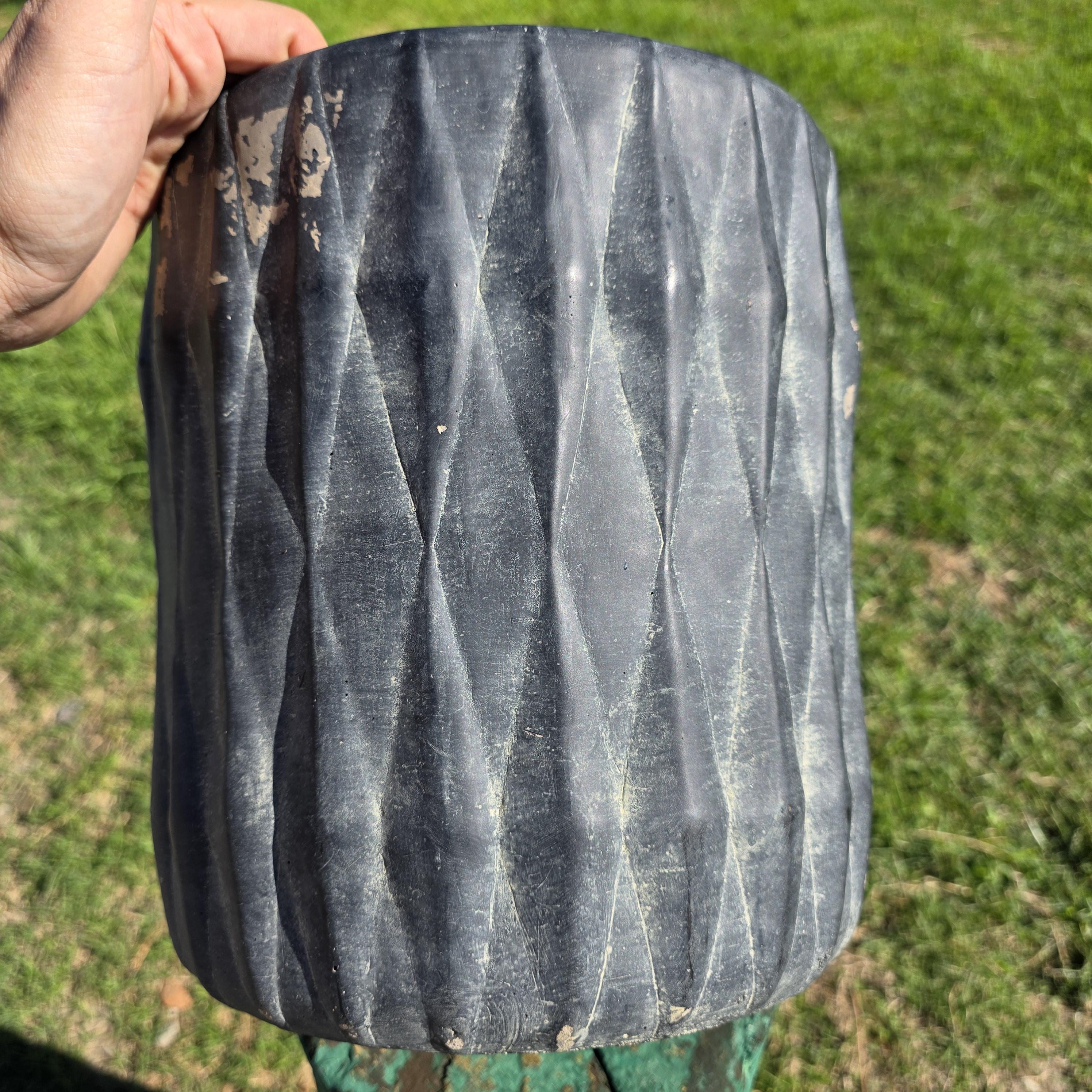 Graphite Fiber-Cement Faceted Planter Diamond Texture 10"Dia x 11"H