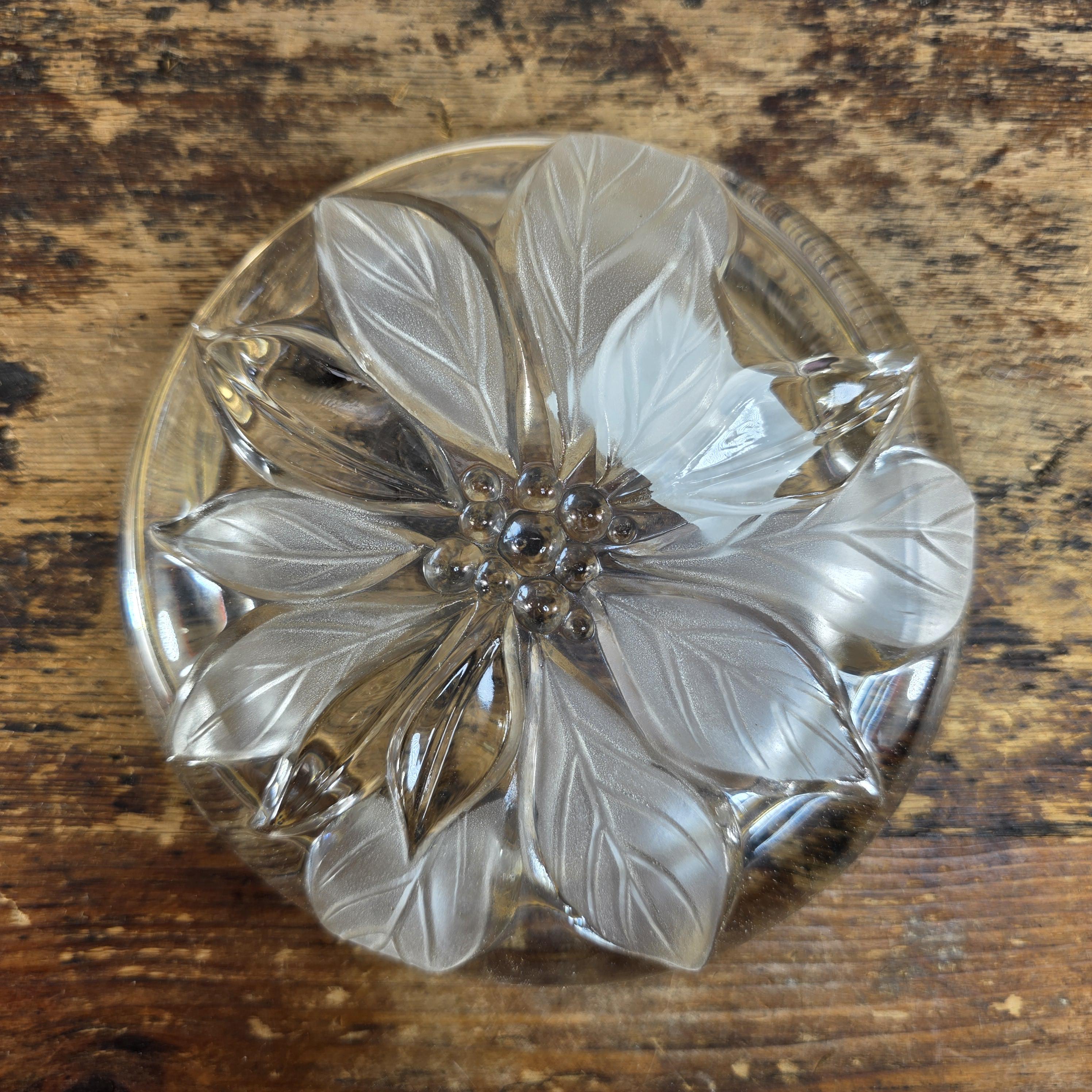 Studio Nova Japan by Mikasa Gilded Poinsettia Candy Dish Gold Rim Crystal 5.25"