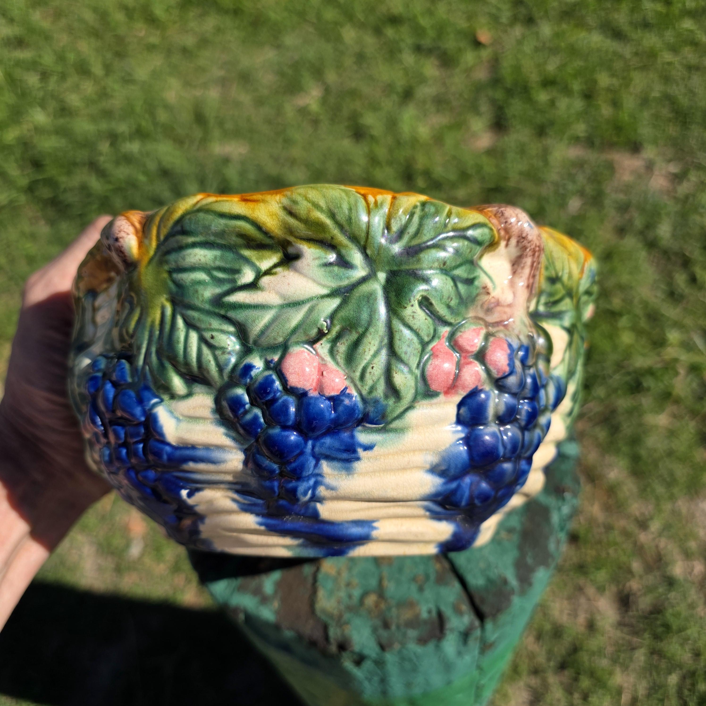 Vintage Majolica-Style Ceramic Planter with Grapevine Relief 8"Dia x 4"H