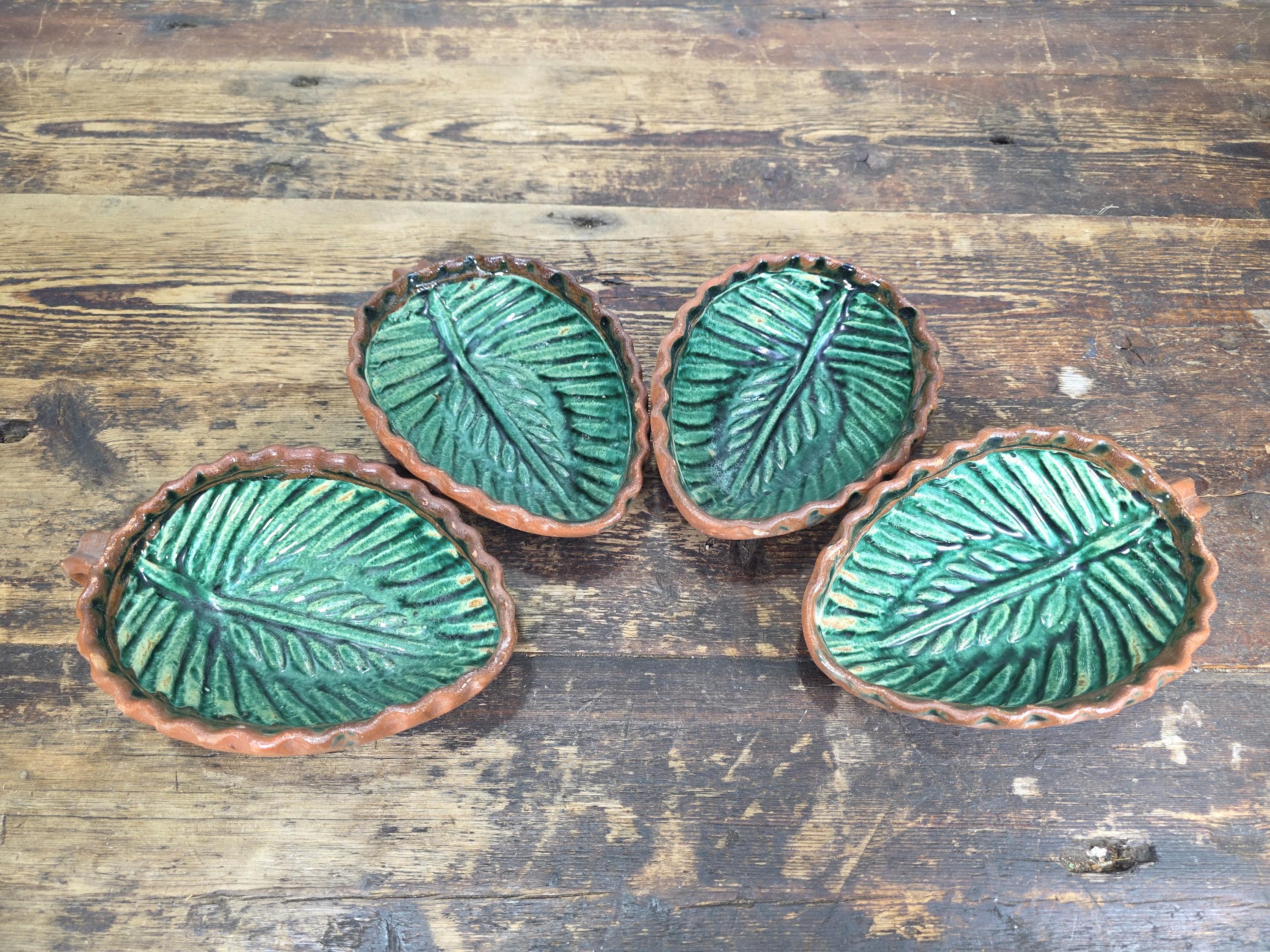 Set of 4 Vintage Patamban Barro Verde Leaf Bowls Green Glazed Mexican Pottery