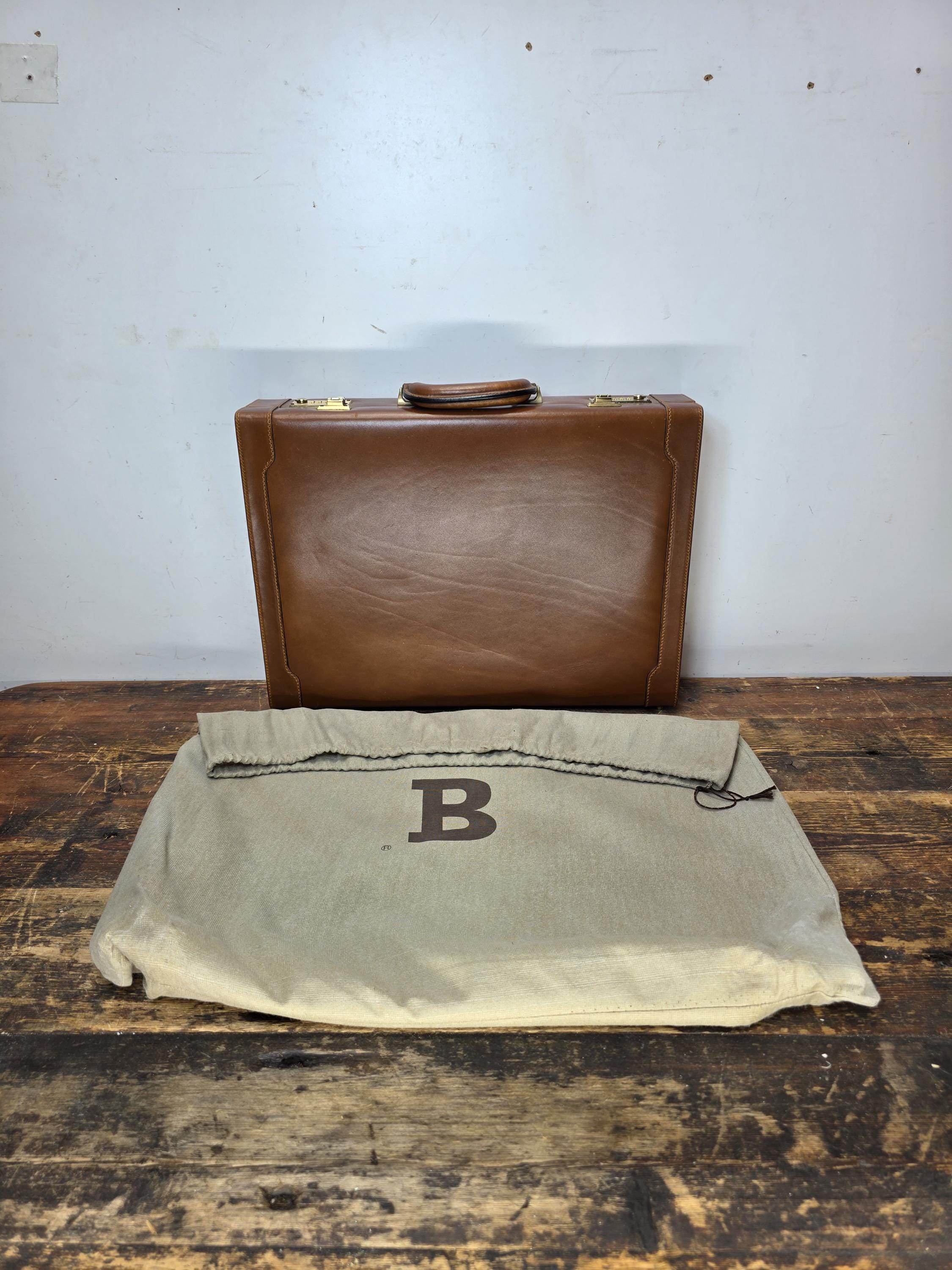 Bally Italy Leather Attache Briefcase CEO President Hard Case with Dust Cover