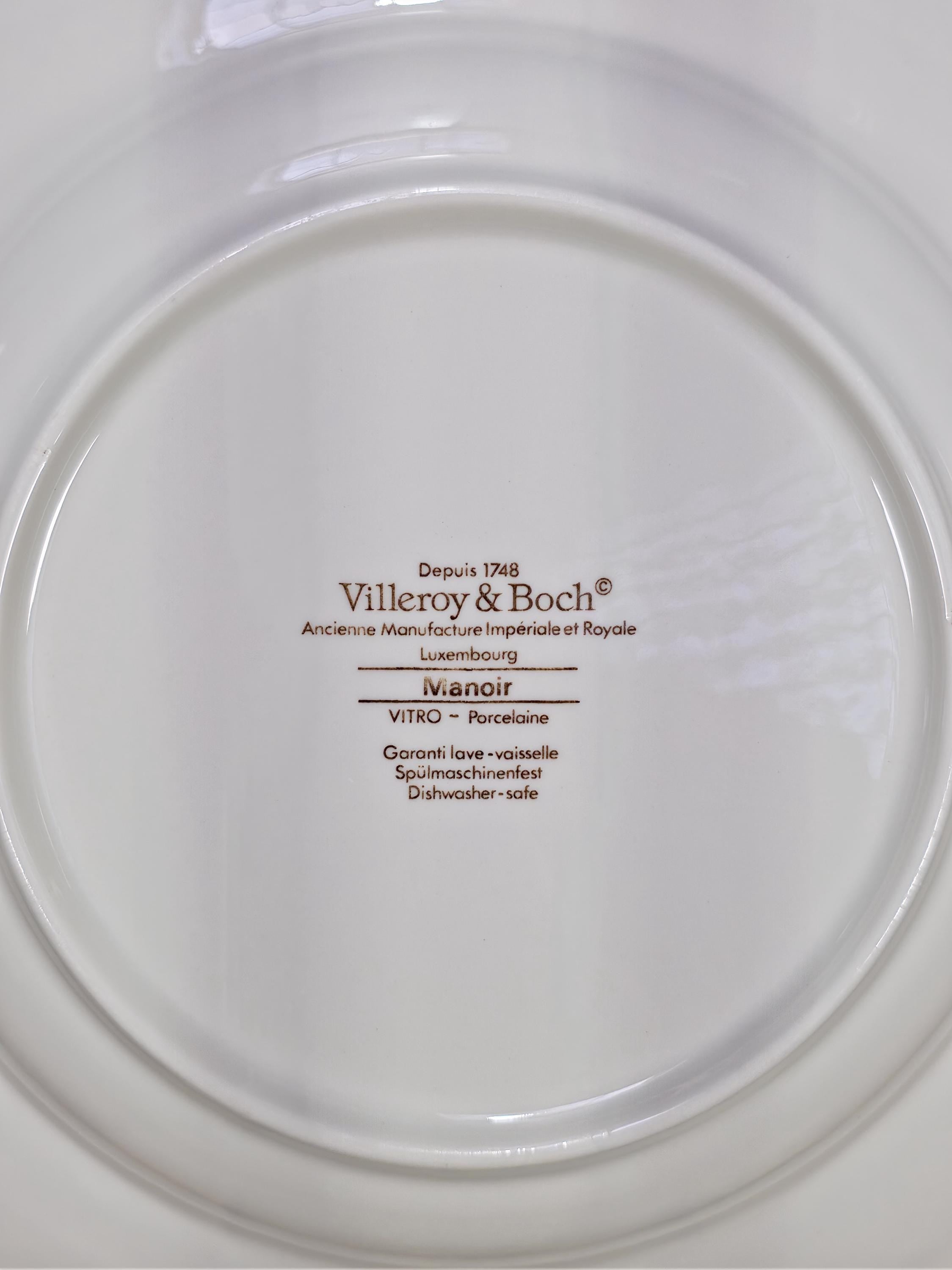 Villeroy & Boch Manoir Large Rim Soup Bowl 9"