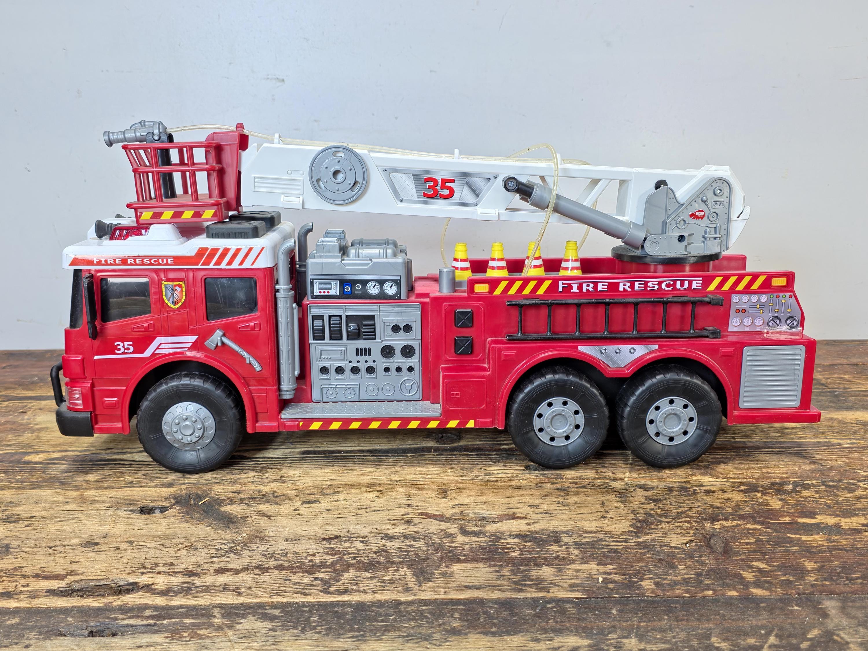 Dickie Toys Light & Sound Fire Rescue Truck No.35