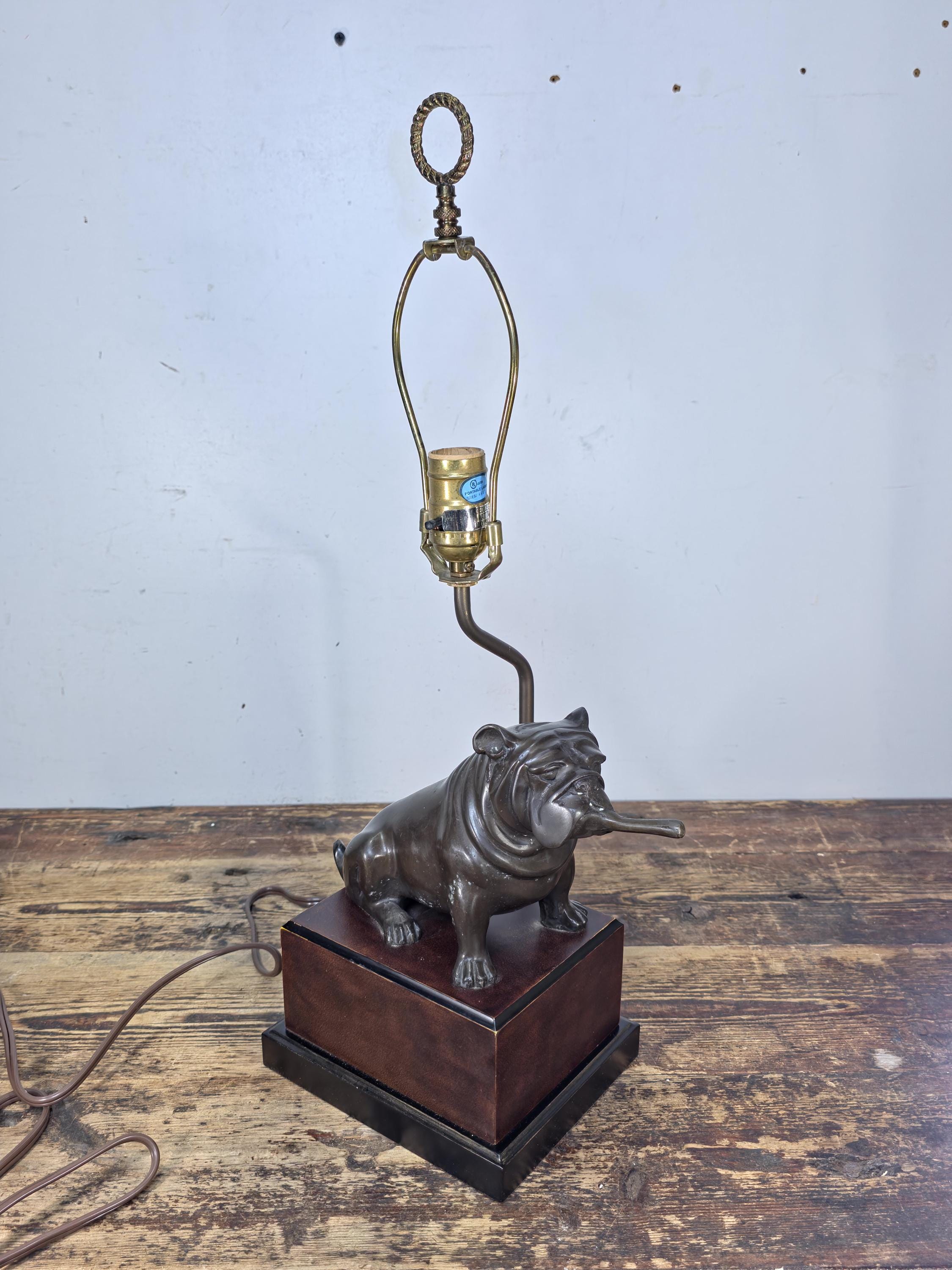 Vintage Bronze-Tone Metal Bulldog Table Lamp — SF Bay Trading