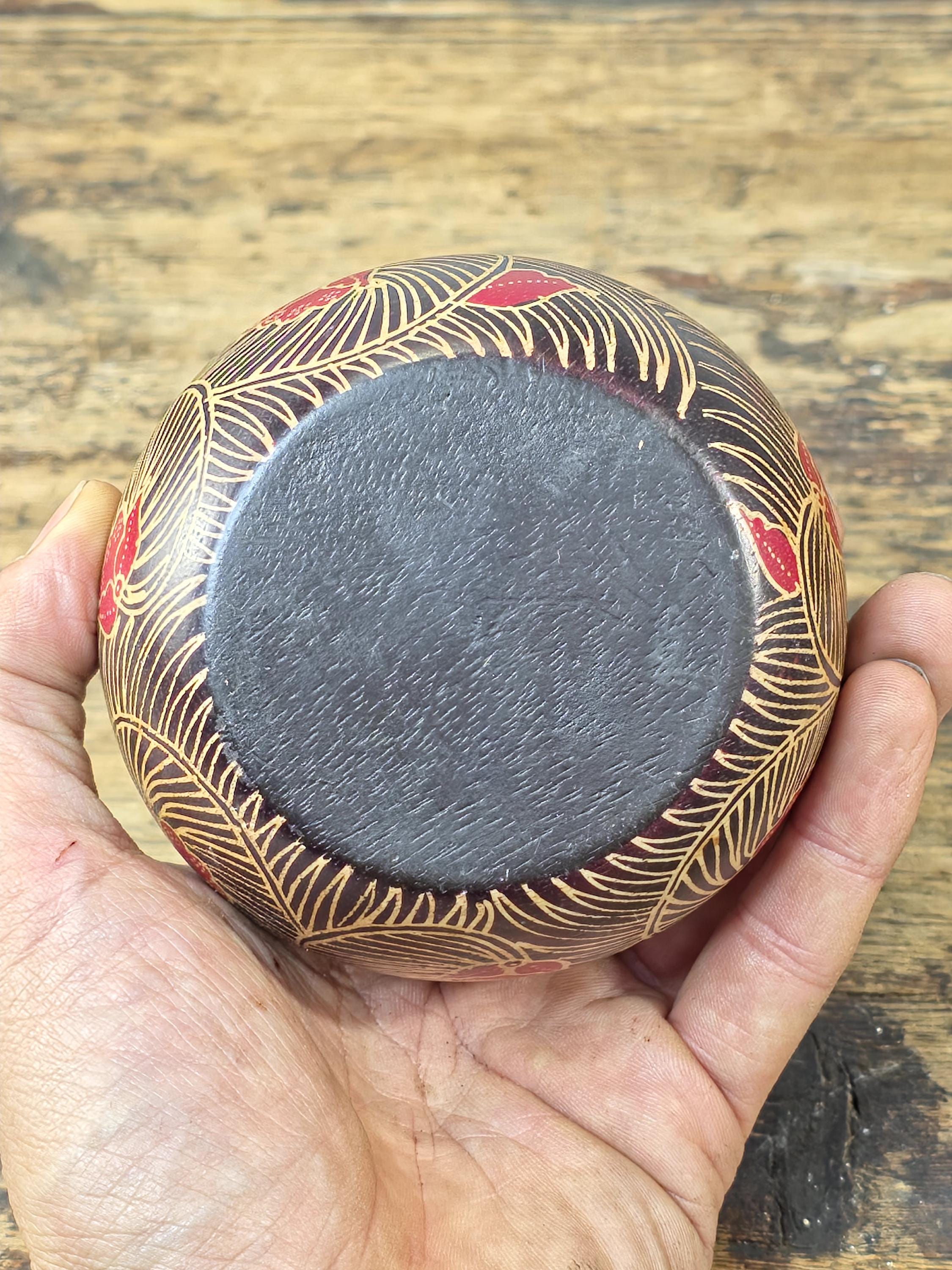 Wooden Votive Candle Holder – Red & Flesh-Tone Floral Design Asian / Boho Decor